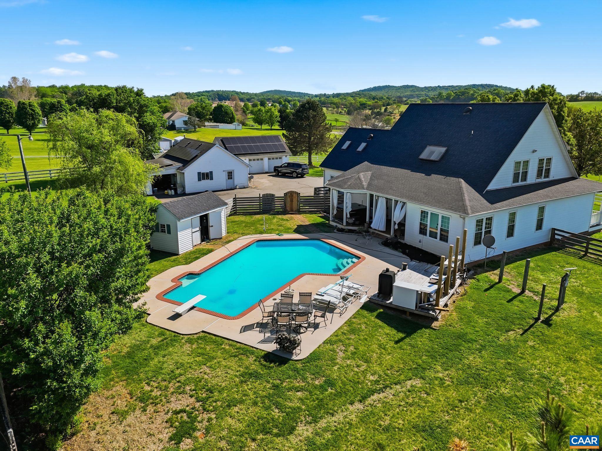 7793 White Oak Rd — photo