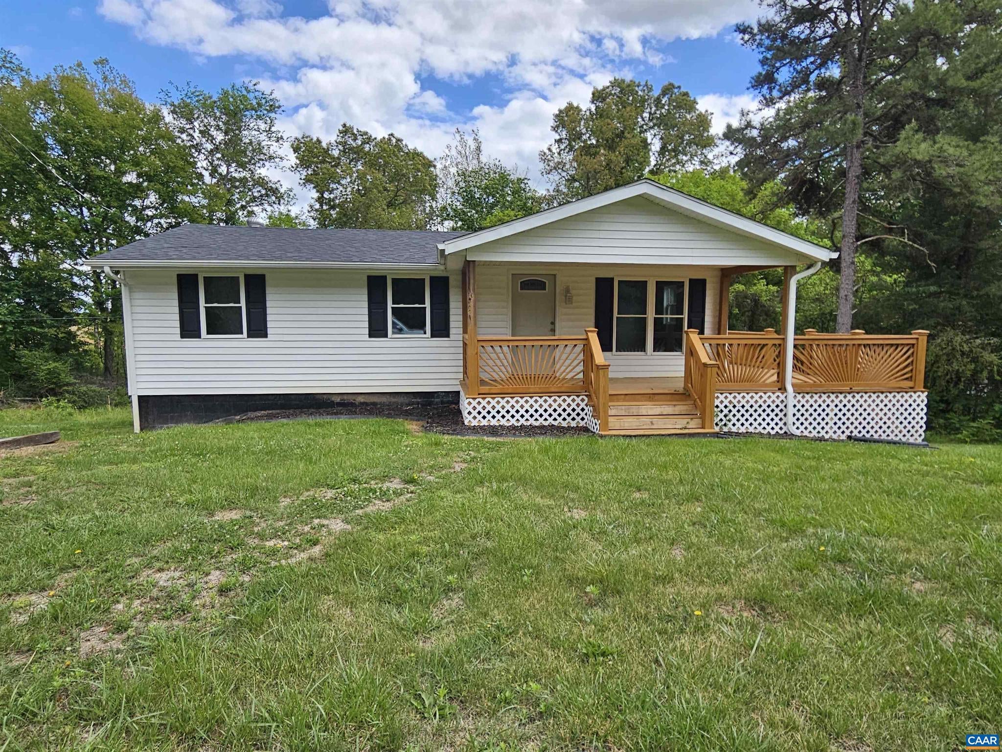 5290 Dixie Hill Rd — photo