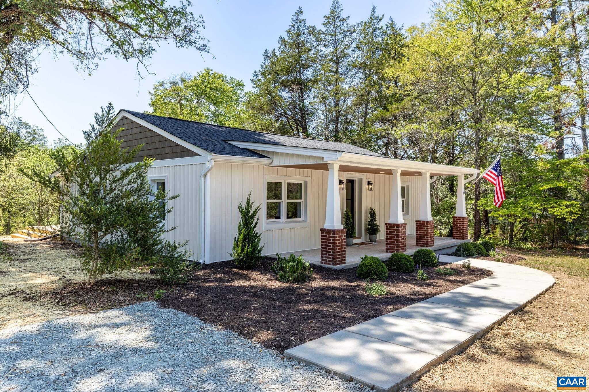 2155 Thomas Jefferson Dr — photo