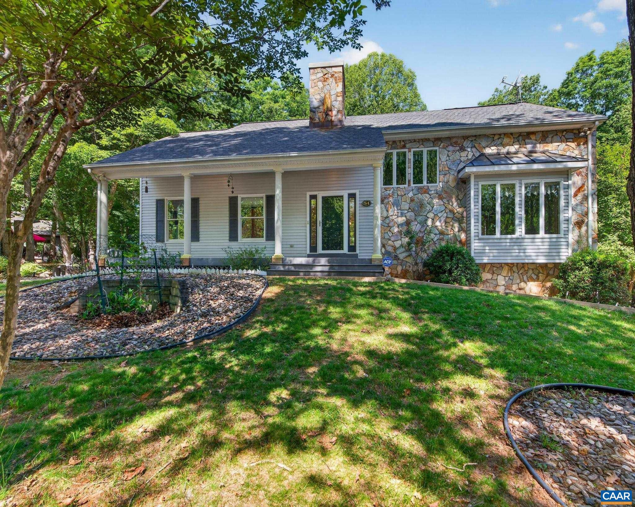 54 Amethyst Rd — photo