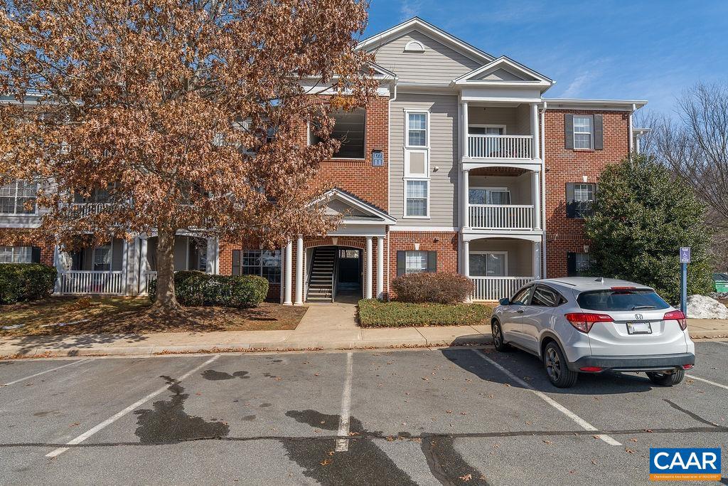 157 Yellowstone Dr 205 — photo