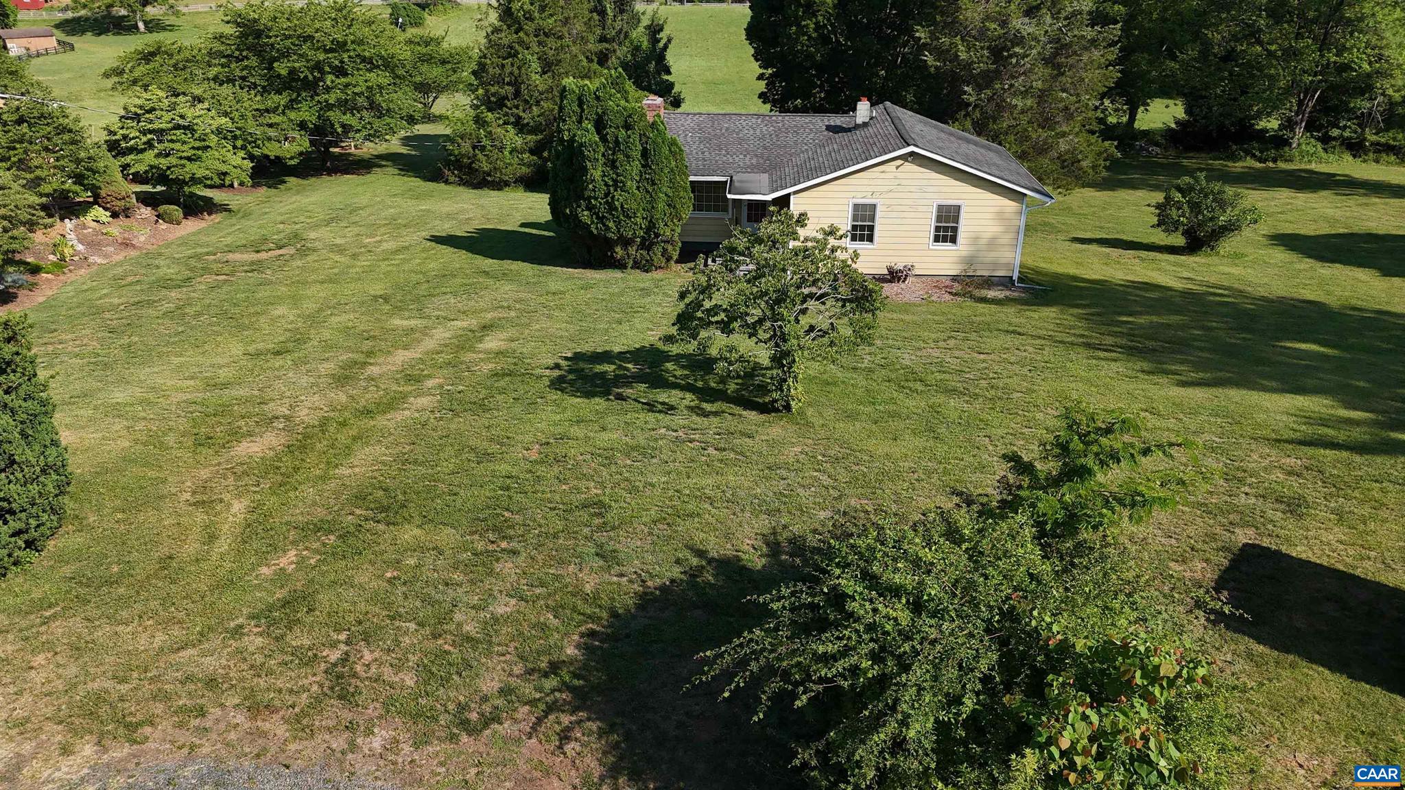 4480 Stony Point Rd — photo