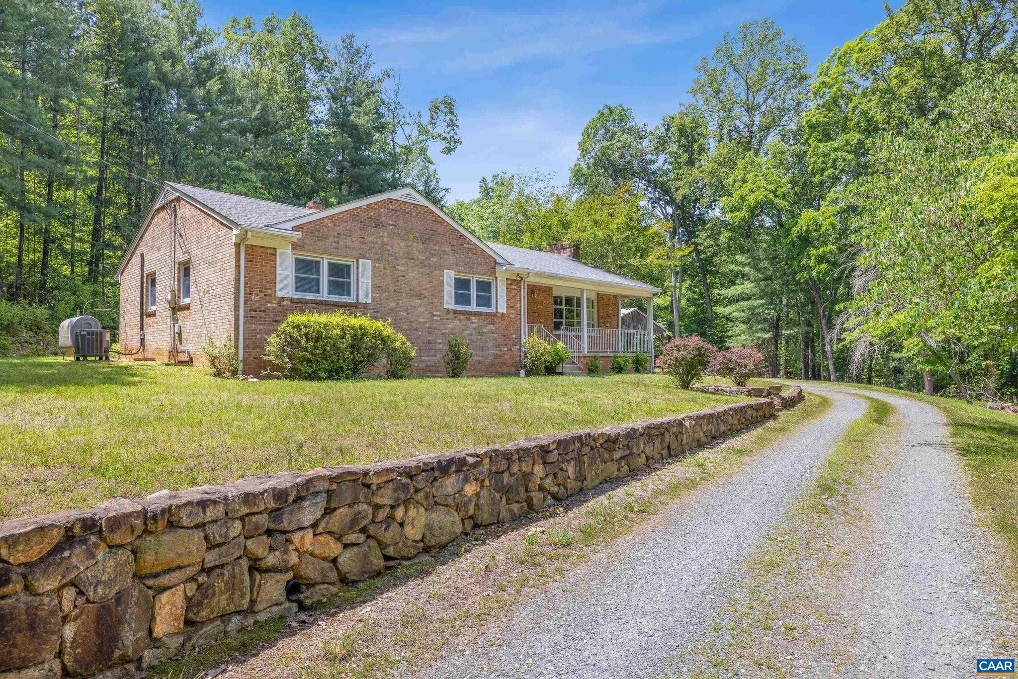 5662 LAUREL RIDGE Road, Ruckersville VA 22968
