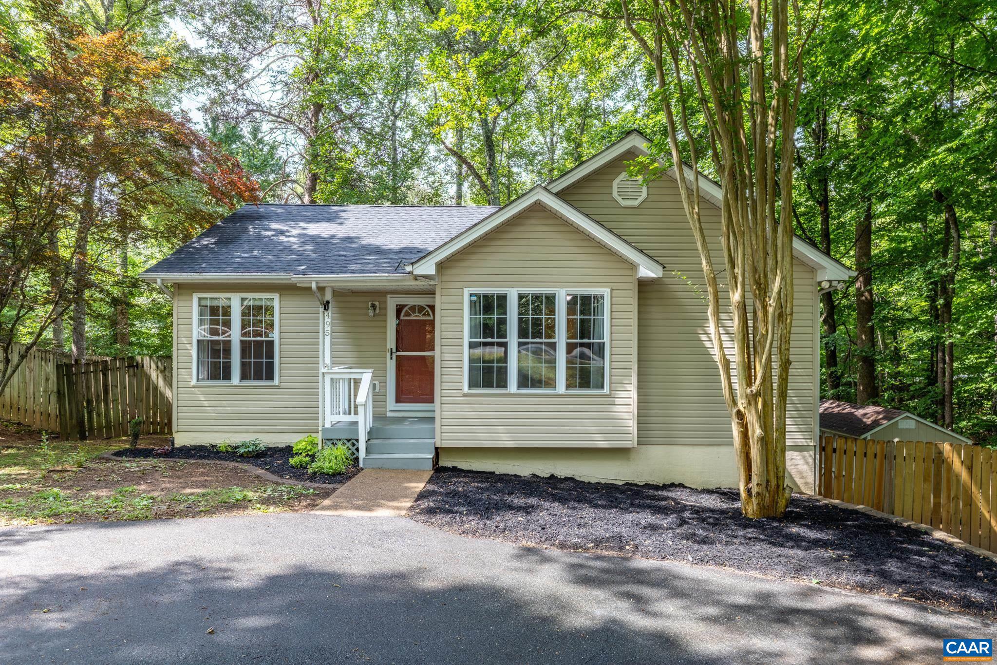 495 Jefferson Dr — photo