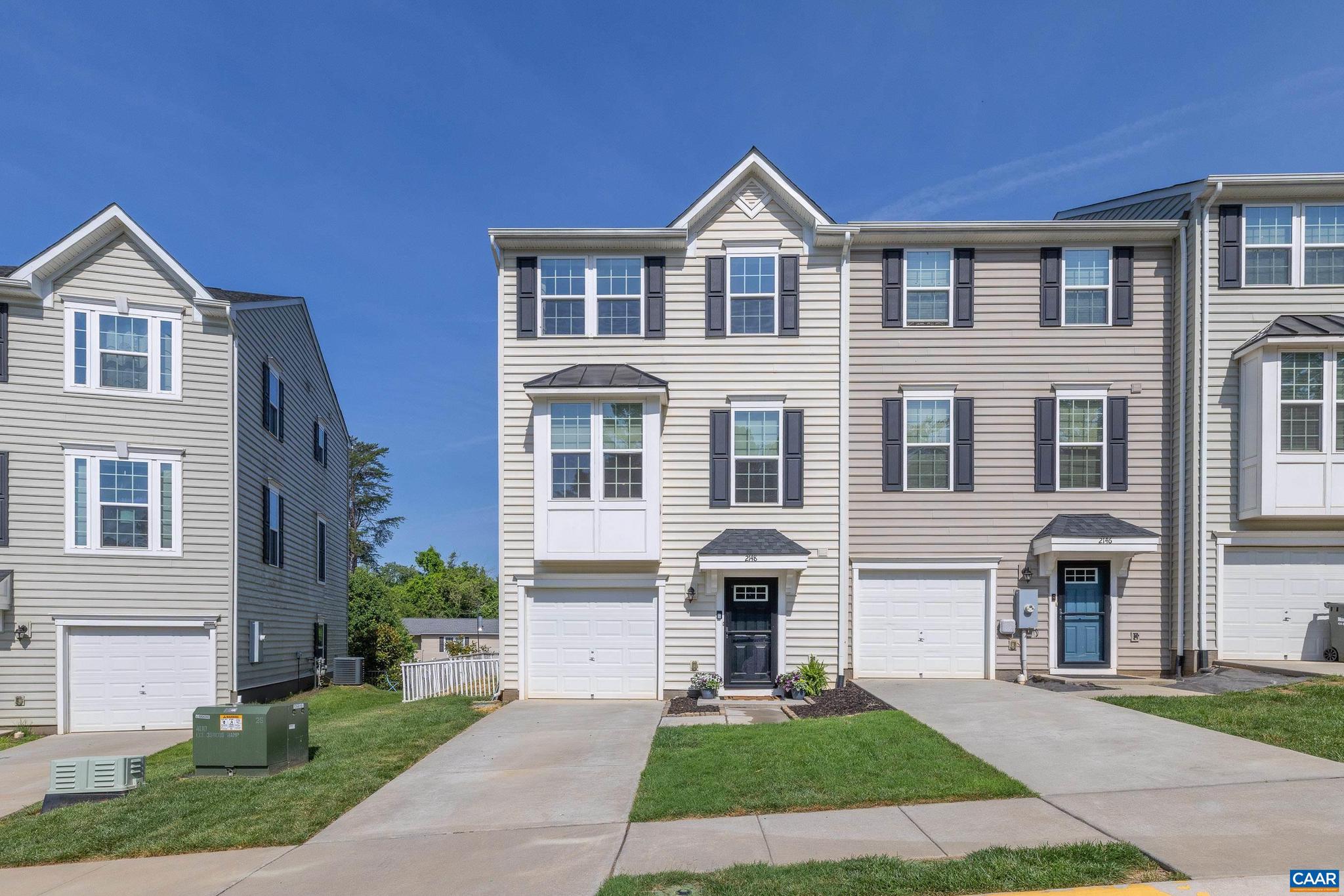 2148 Elm Tree Ct — photo
