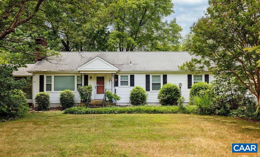 2430 Taylors Gap Rd — photo