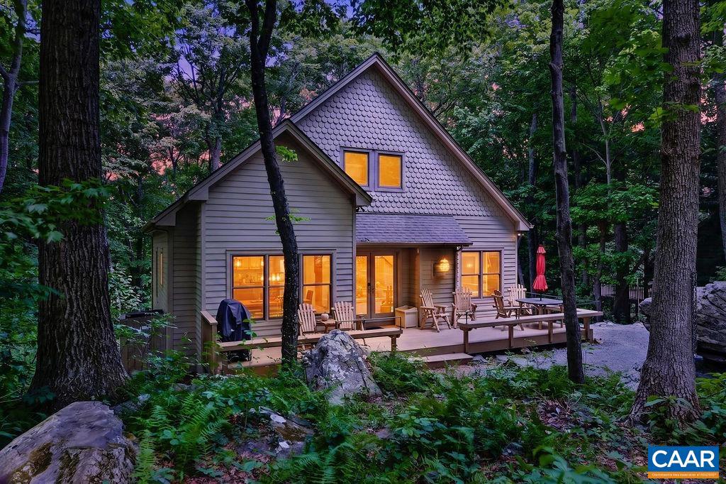 1300 Blue Ridge Dr — photo