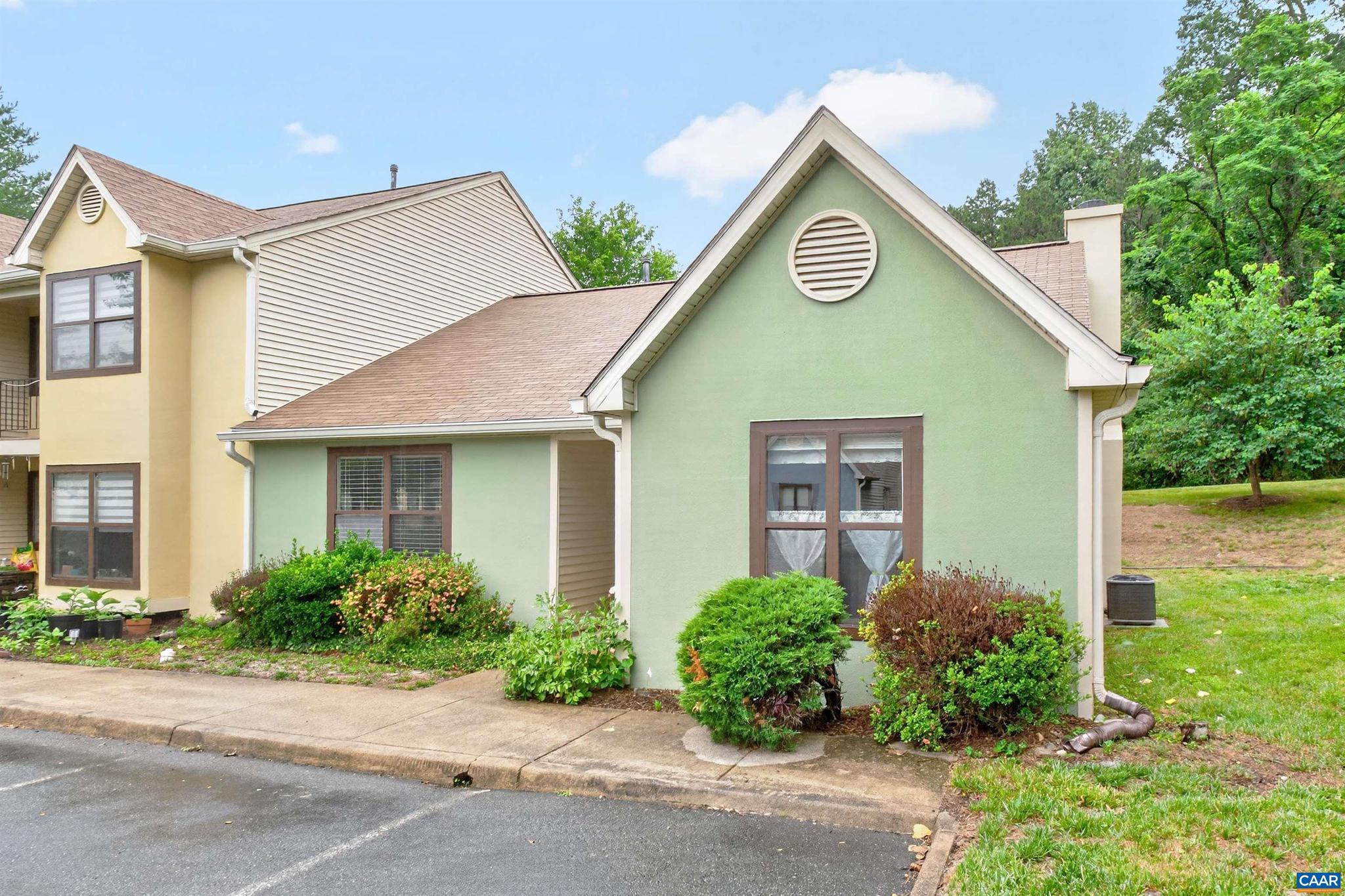 598 Pebblecreek Ct — photo