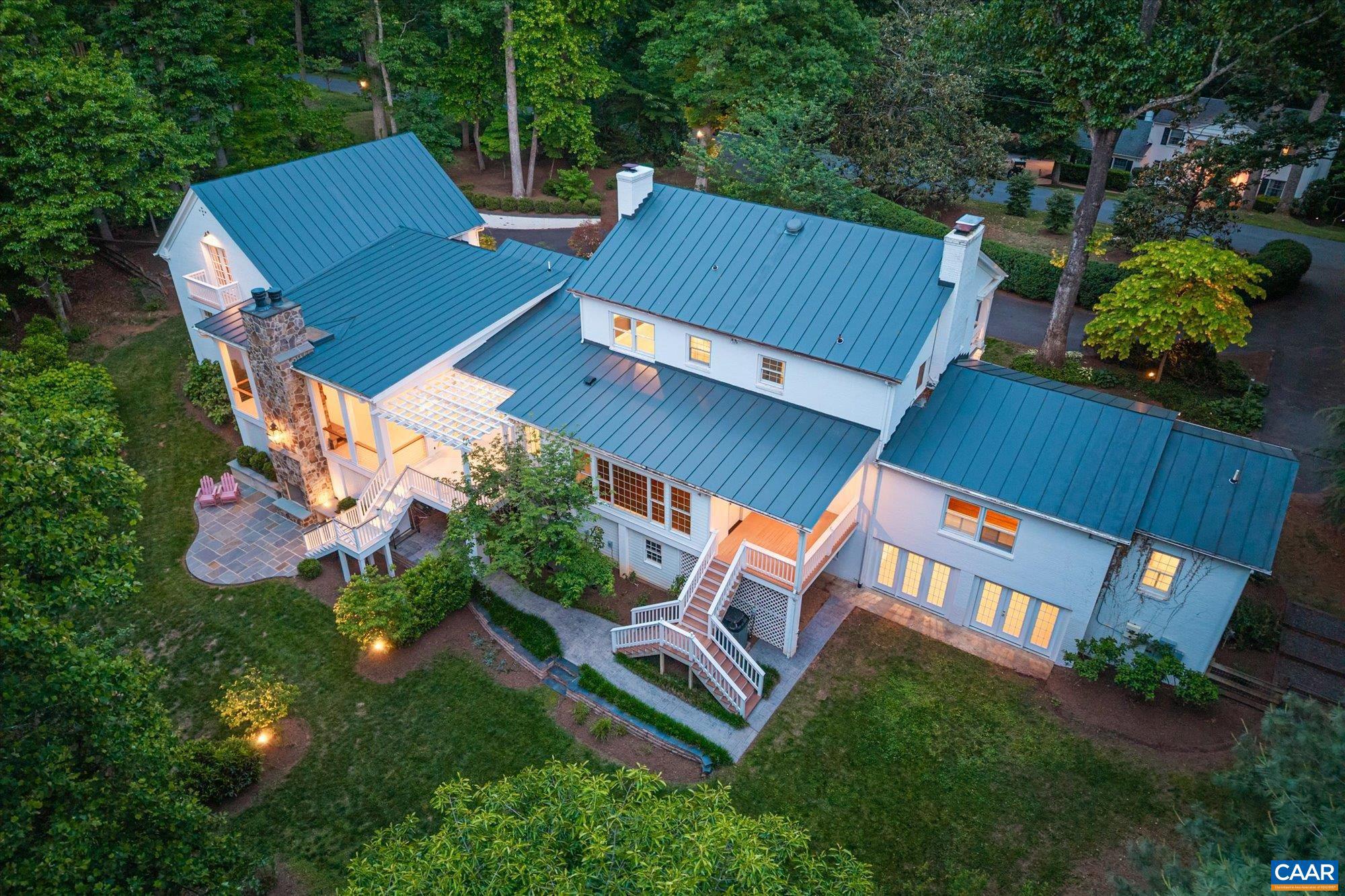 970 Windsor Rd, Charlottesville, VA 22901 — photo 3