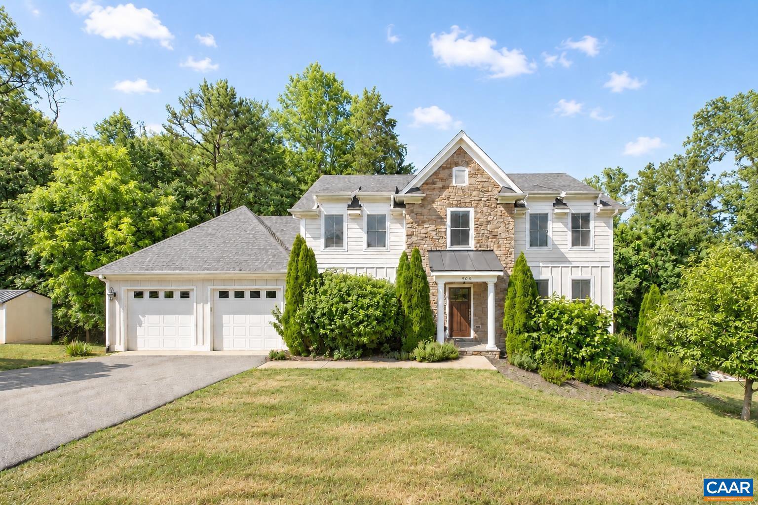 905 Williston Ct — photo