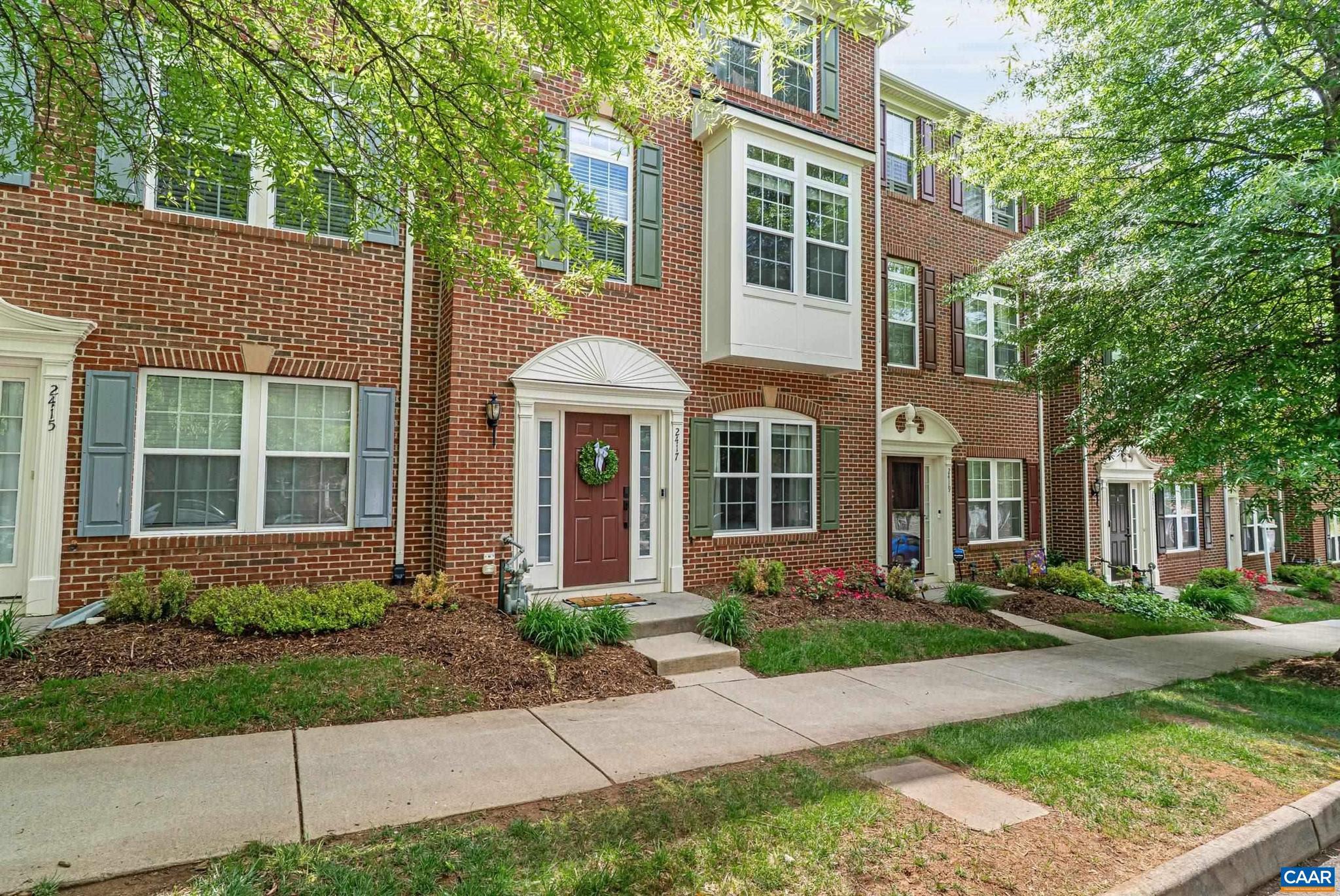 2417 Abington Dr — photo
