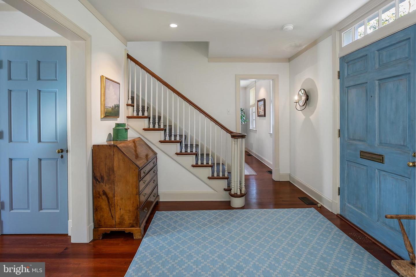 2824 Chain Bridge Road NW, Washington, DC 20016 — photo 2