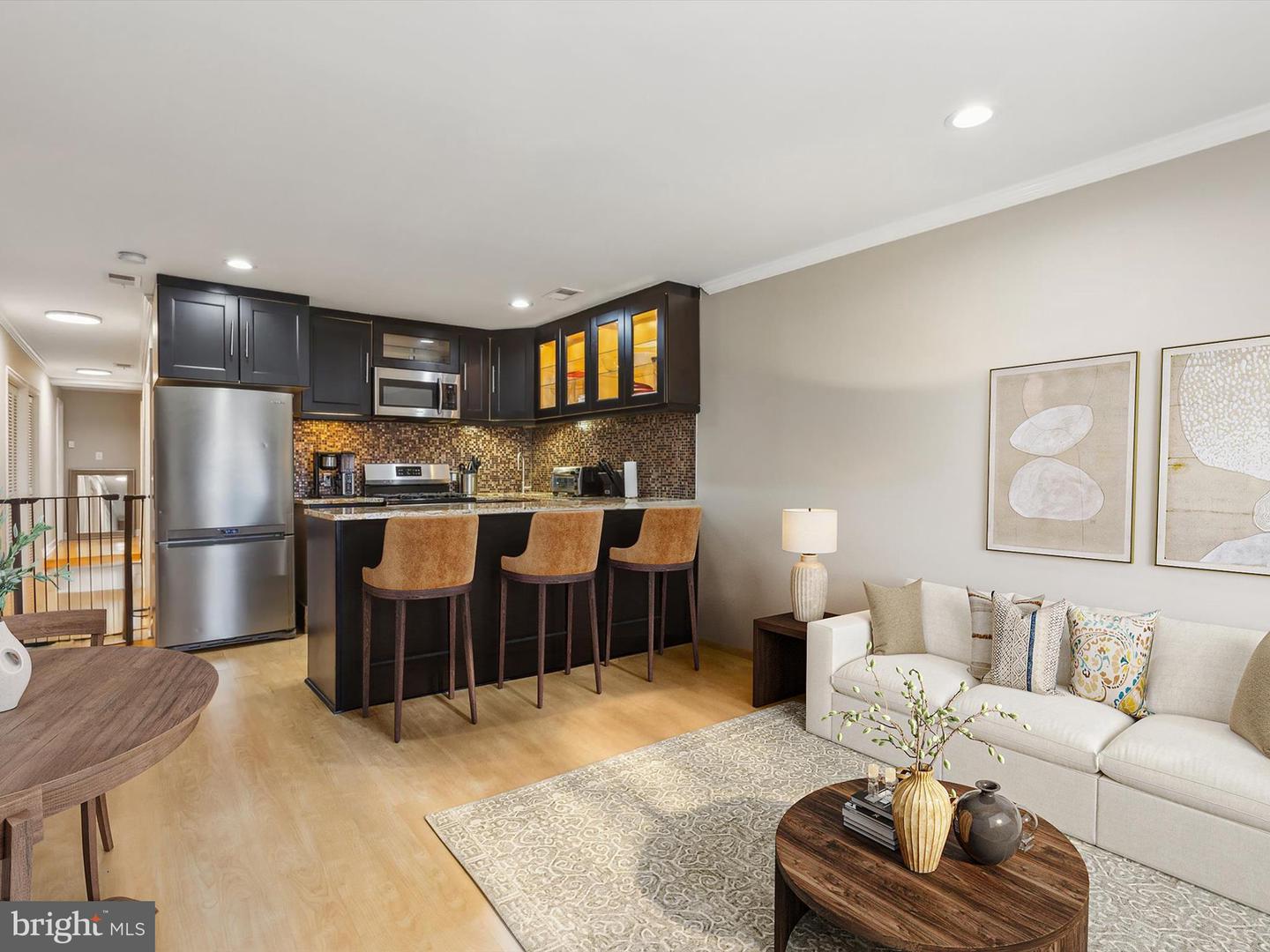 1710 W Virginia Ave NE #202 — photo