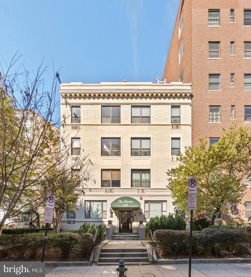 2145 California St NW #102 — photo