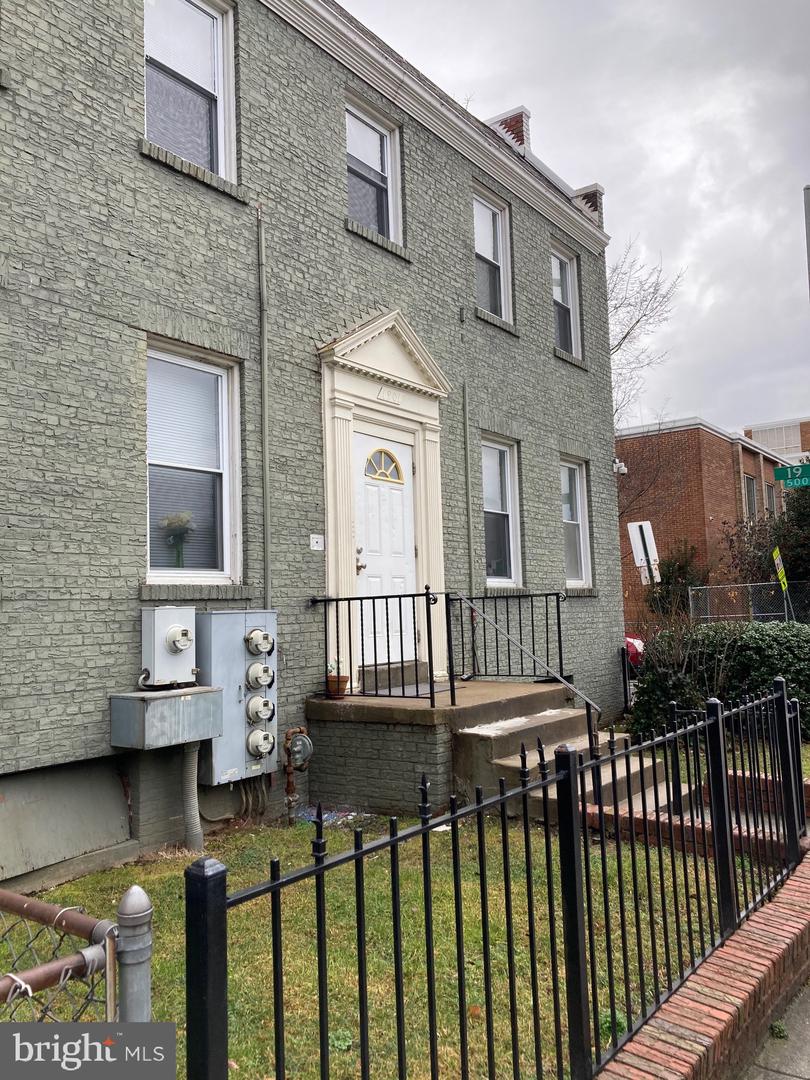1901 Rosedale Street NE, Washington, DC 20002