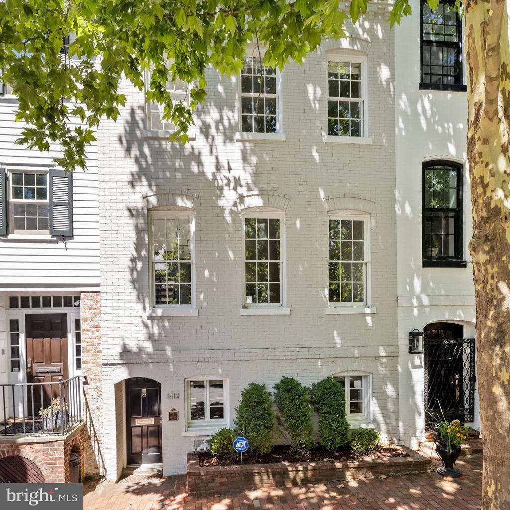 1412 34th St NW — photo