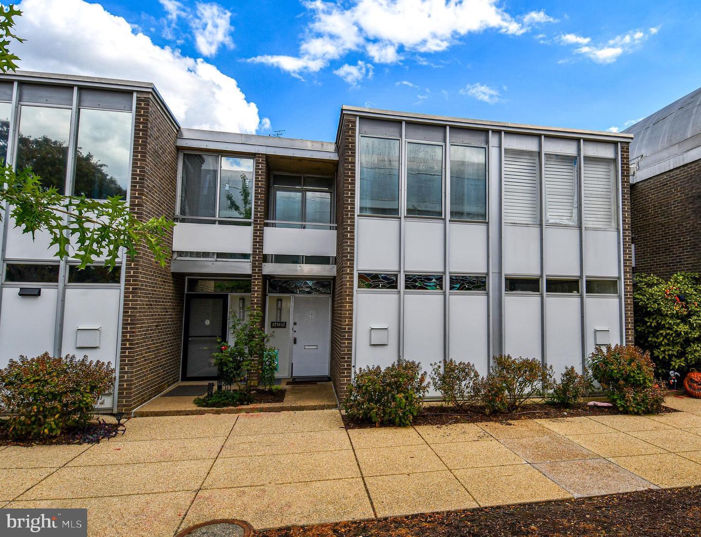 354 N St SW #354 — photo