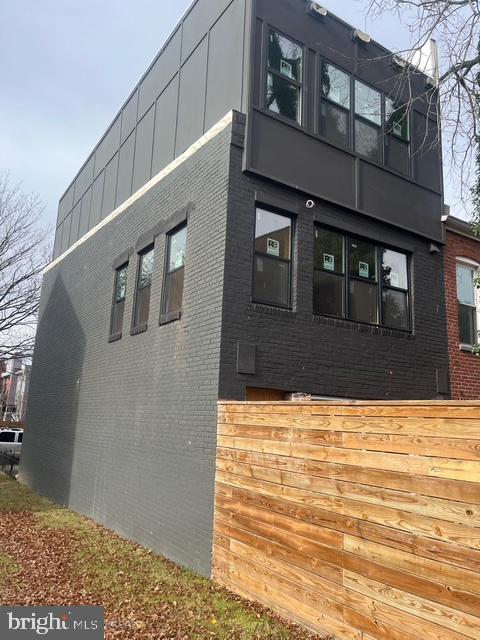 1404 1st St SW — photo
