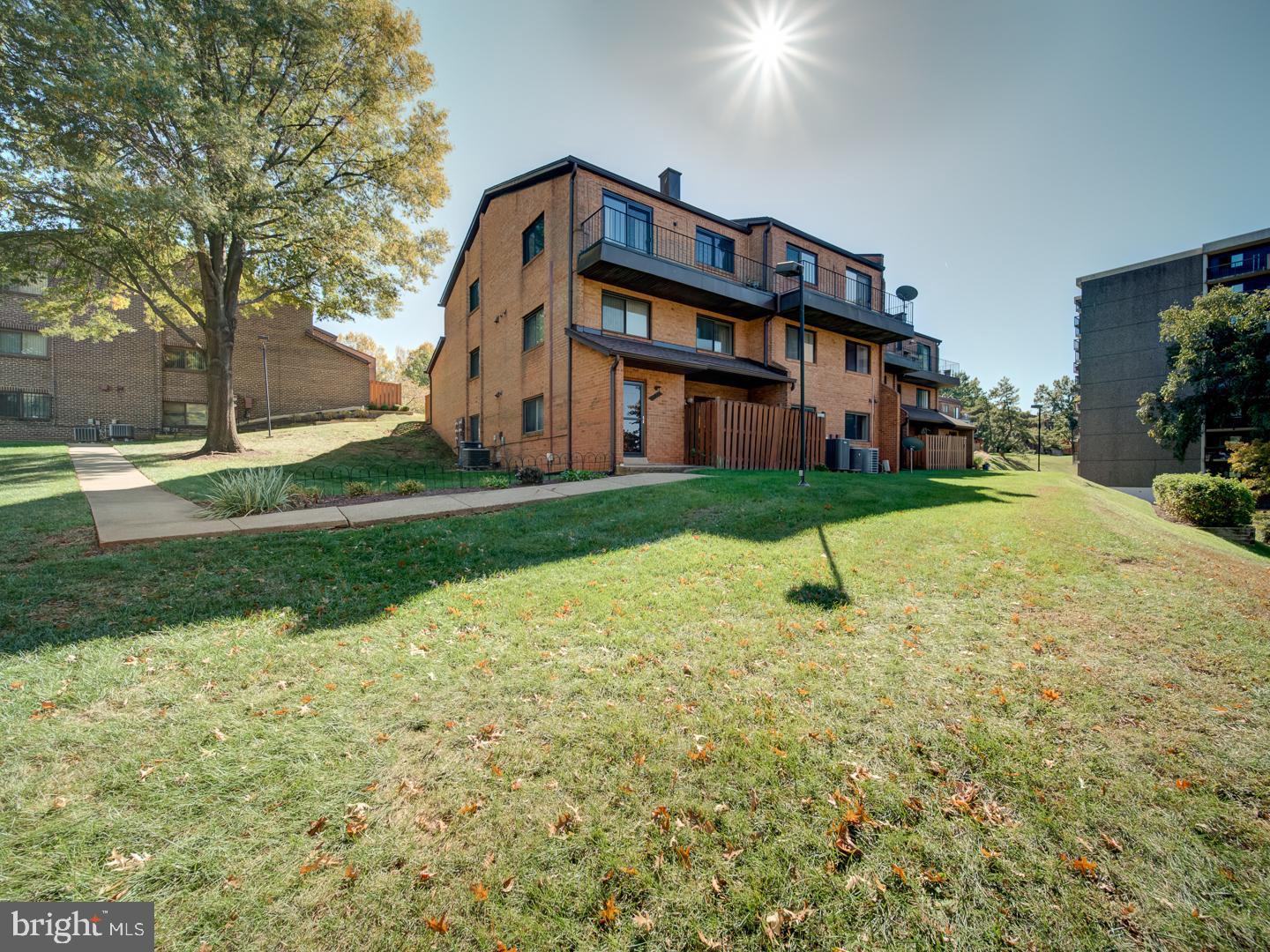 3459 Summit Ct NE #3459 — photo