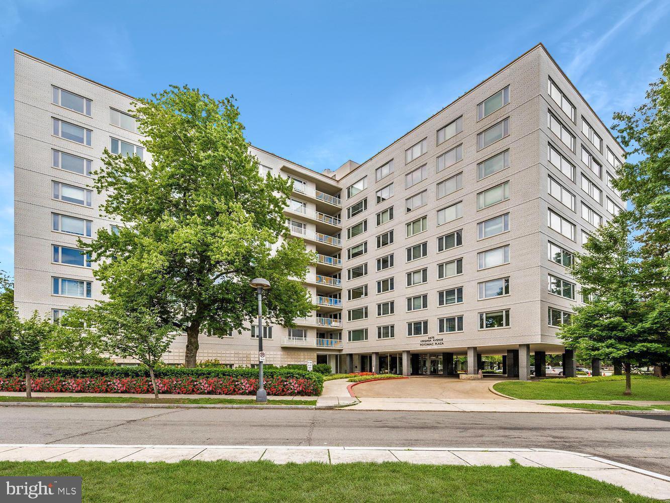 2475 Virginia Ave NW #429 — photo