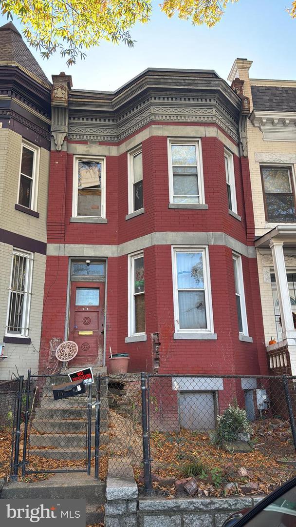 11 Rhode Island Ave NE — photo