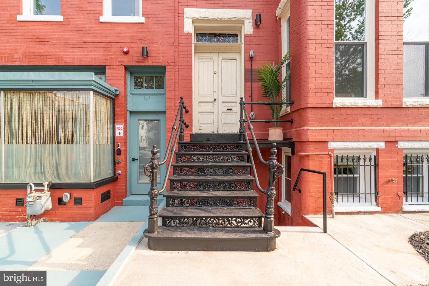 711 G Street SE — photo