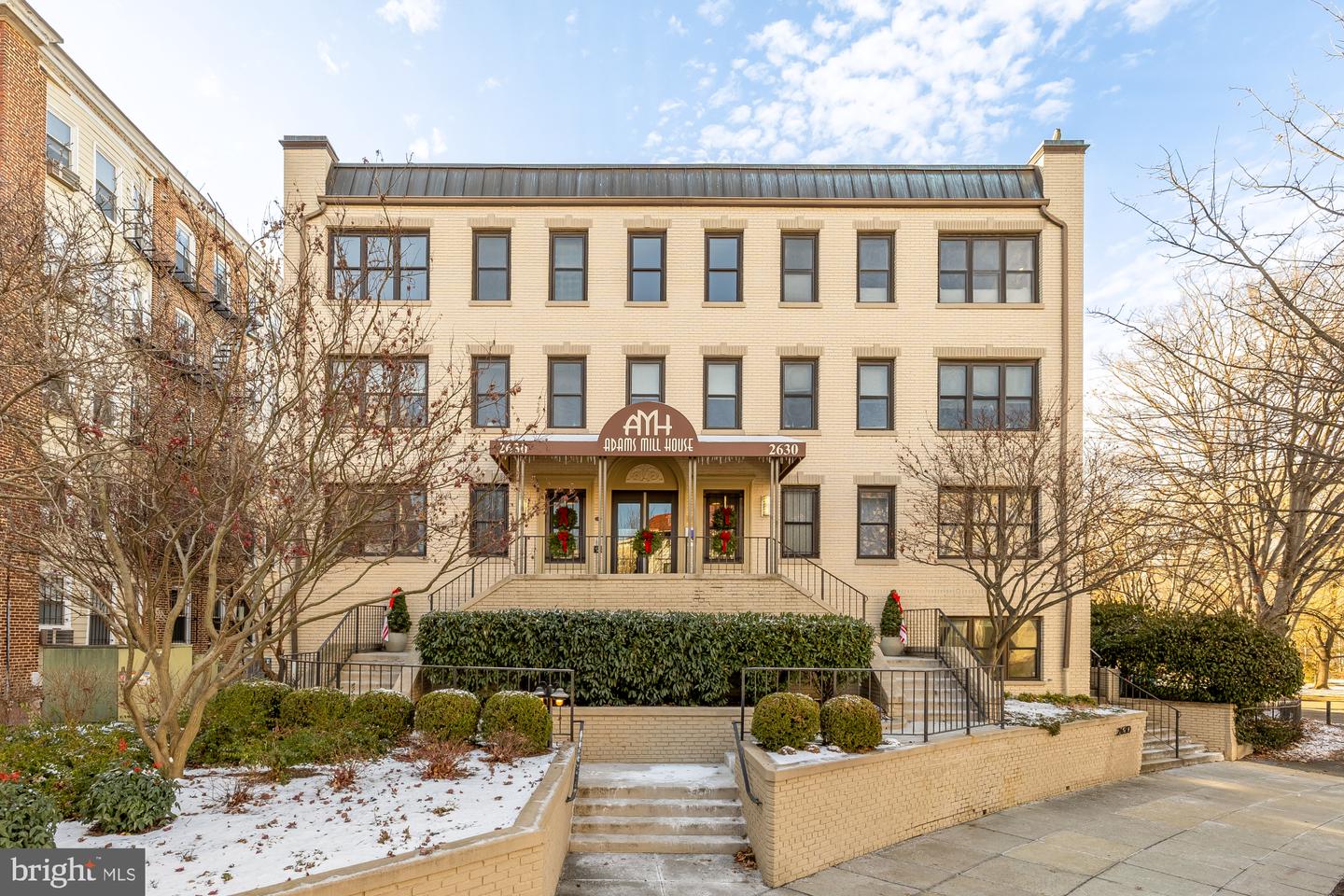 2630 Adams Mill Rd NW #302 — photo