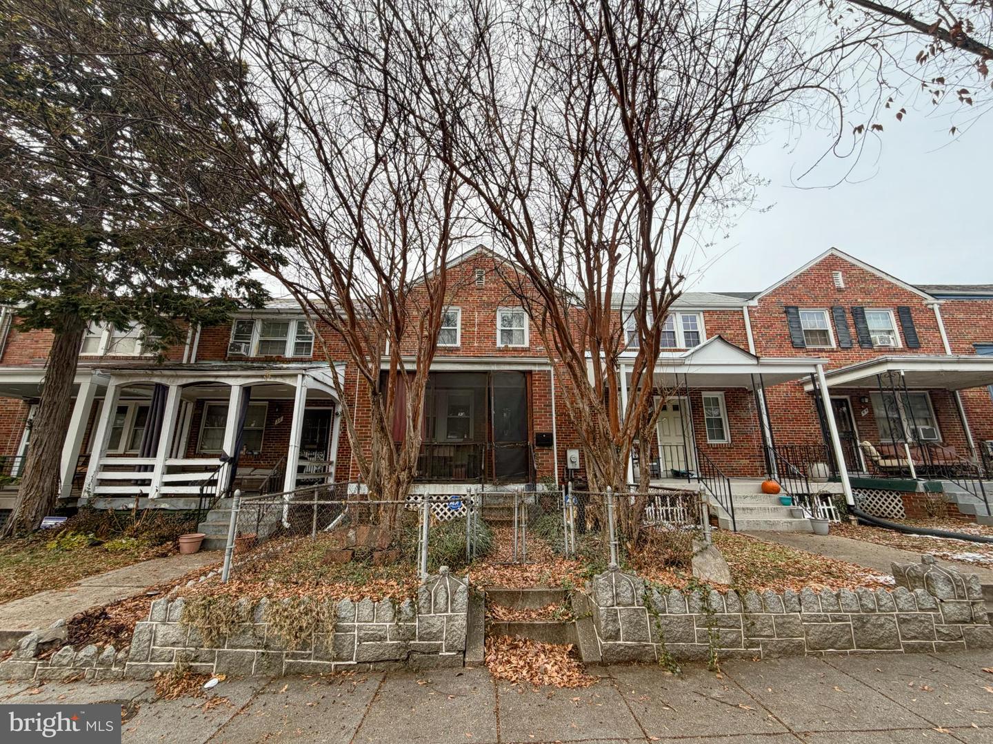 40 Girard St NE — photo
