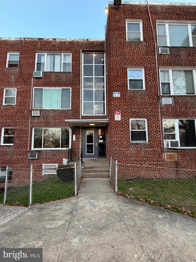 428 Ridge Rd SE #205 — photo