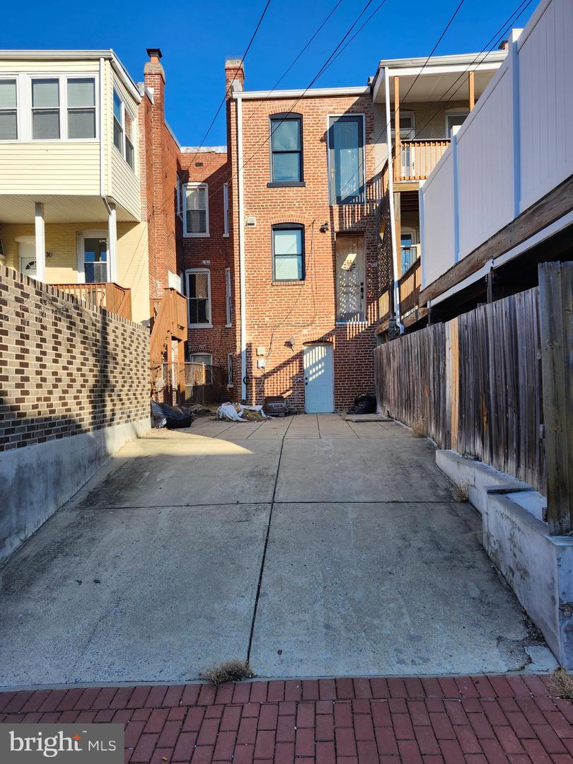 29 R Street NE, Washington, DC 20002 — photo 2