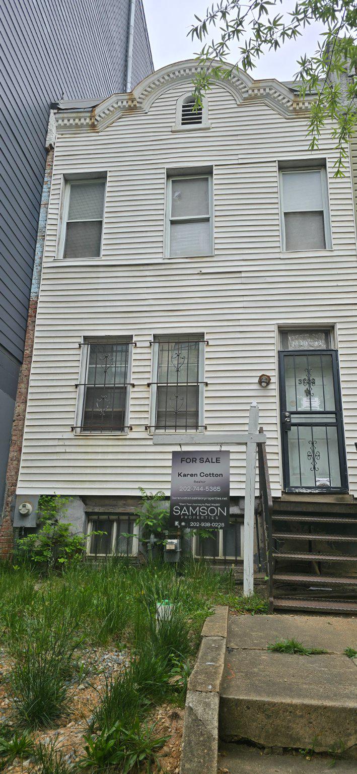 3923 Georgia Ave NW — photo