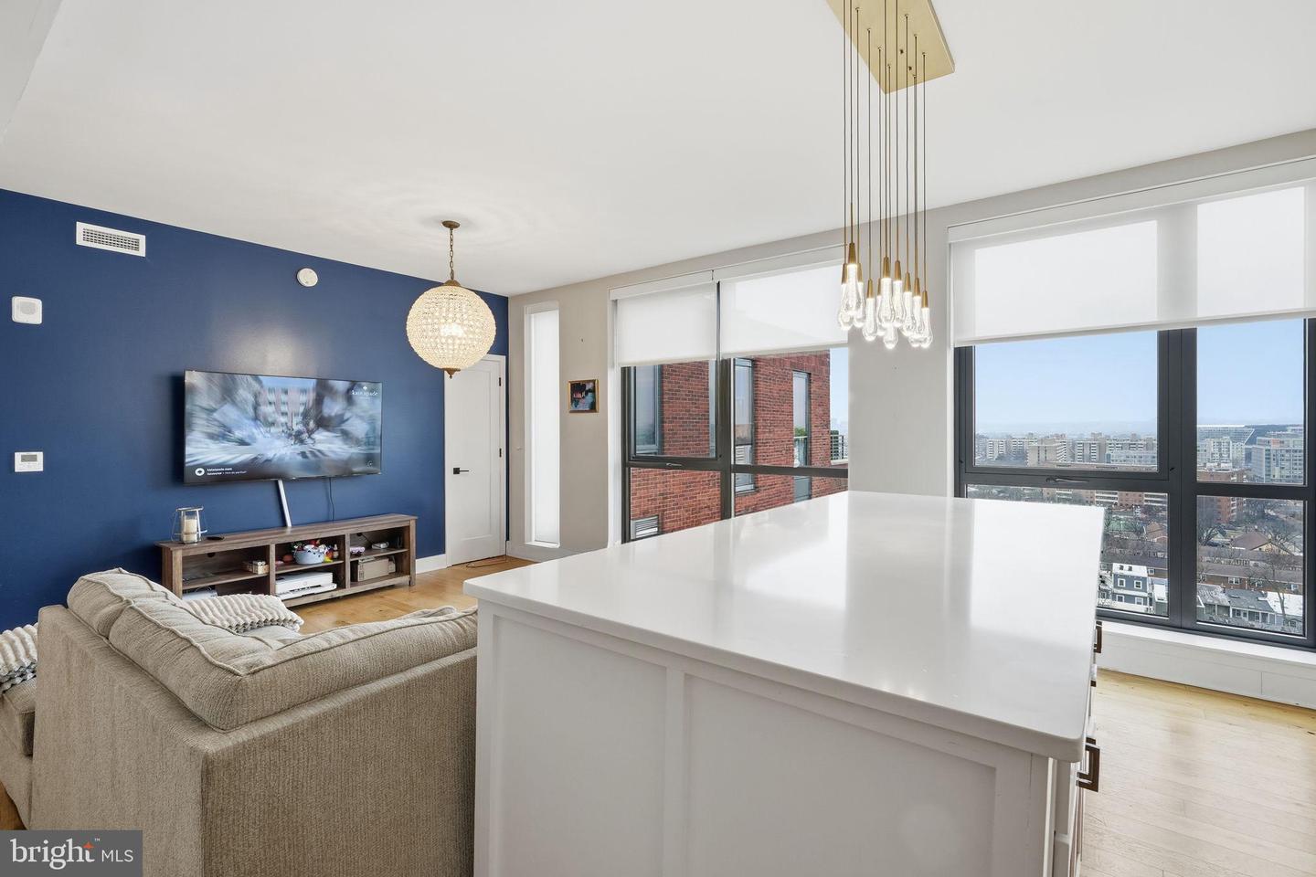 1211 Van St SE #1313 — photo