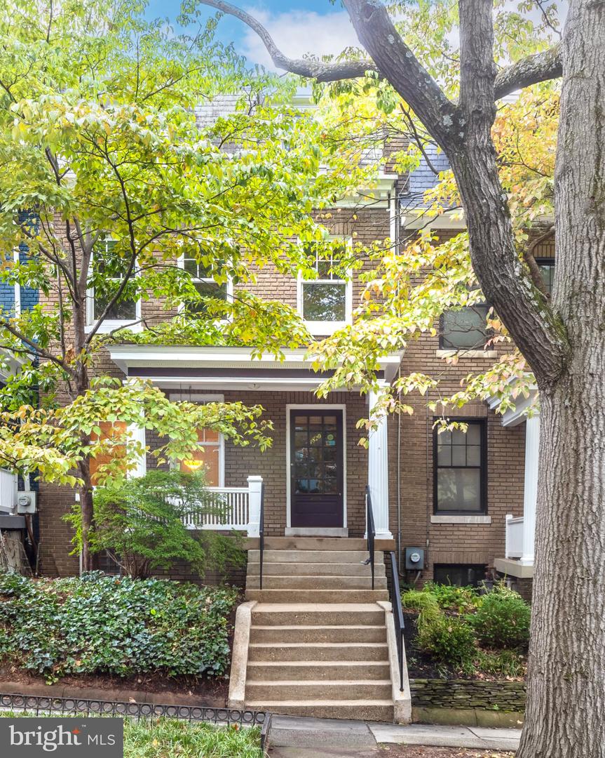 1820 Kenyon St NW — photo