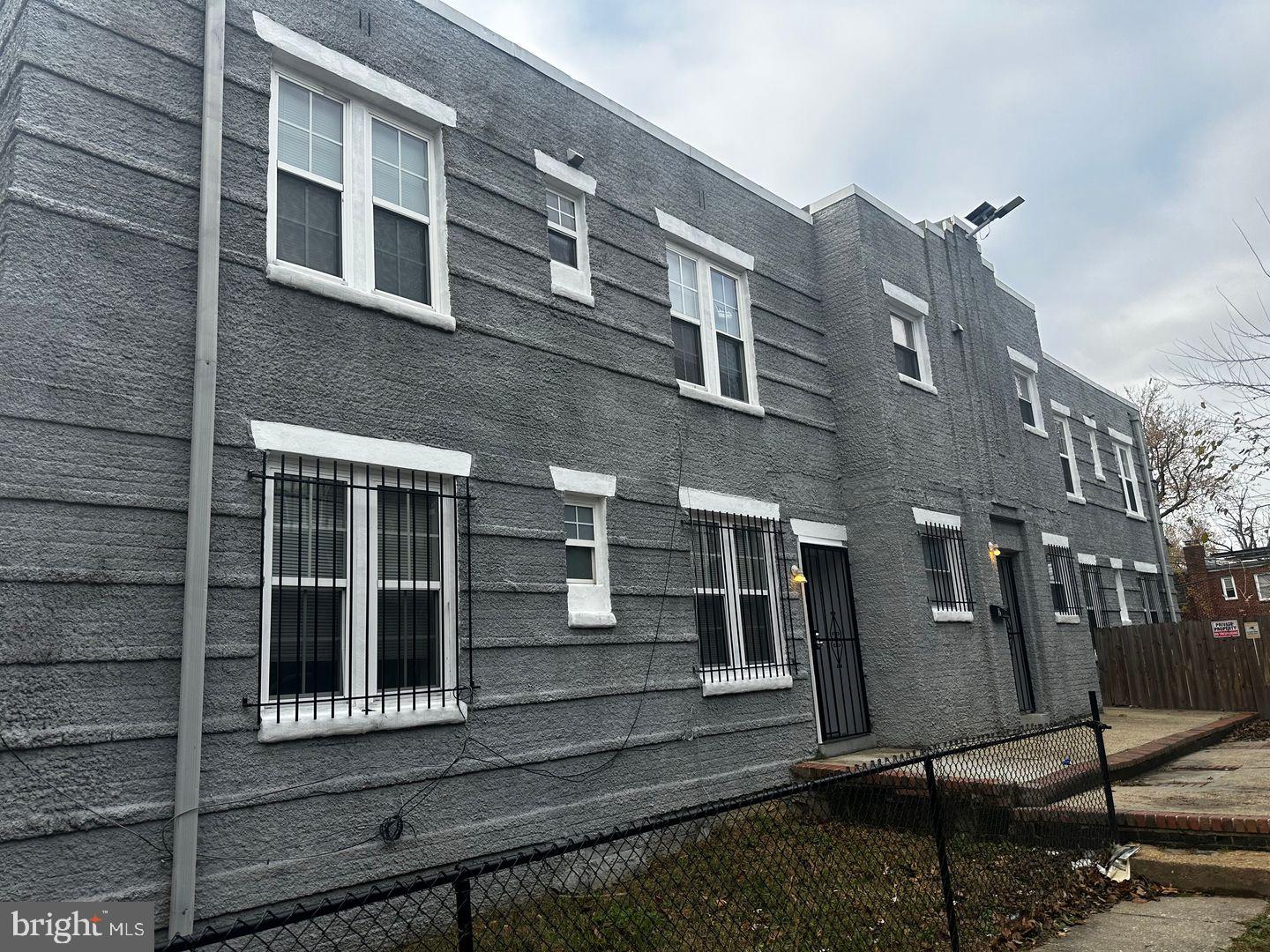 4632 Hillside Rd SE #1 — photo