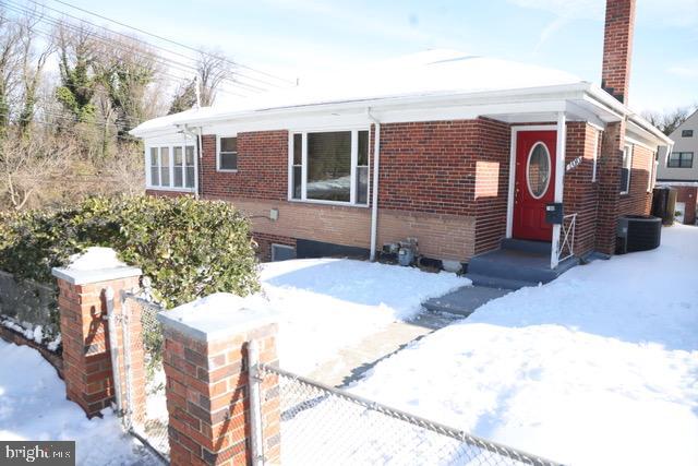 700 Adrian St SE — photo