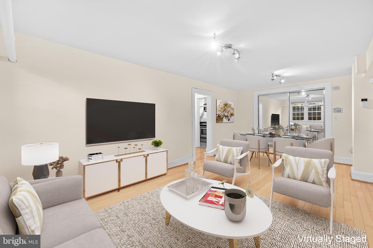 3001 Porter St NW #100 — photo