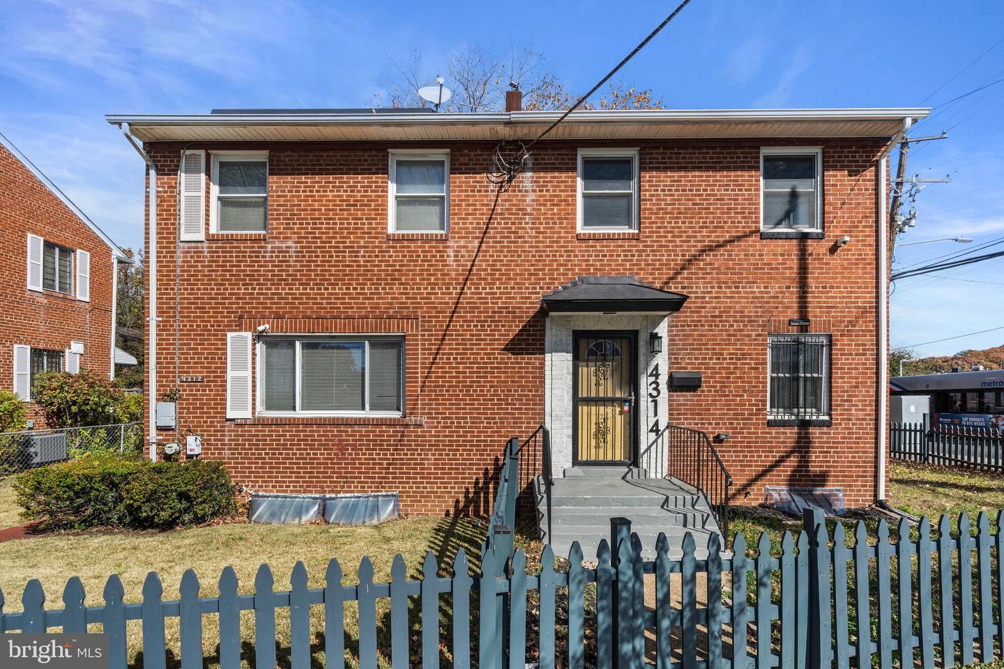 4314 Wheeler Rd SE — photo