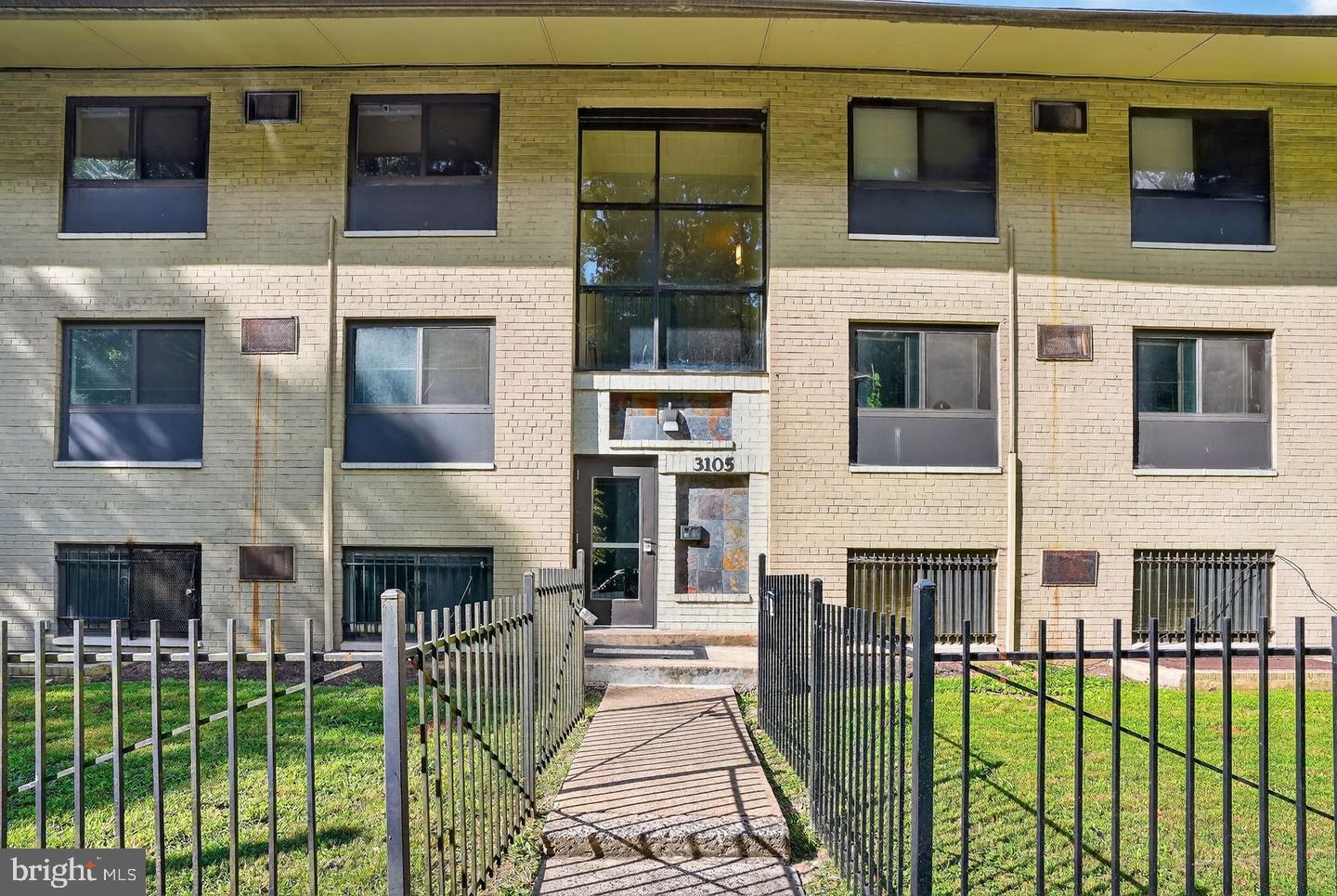 3105 Naylor Rd SE #201 — photo