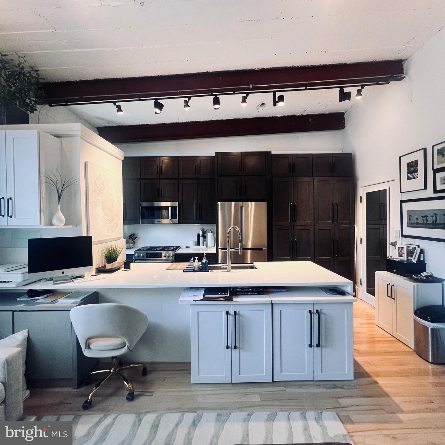 1514 17th St NW #611 — photo