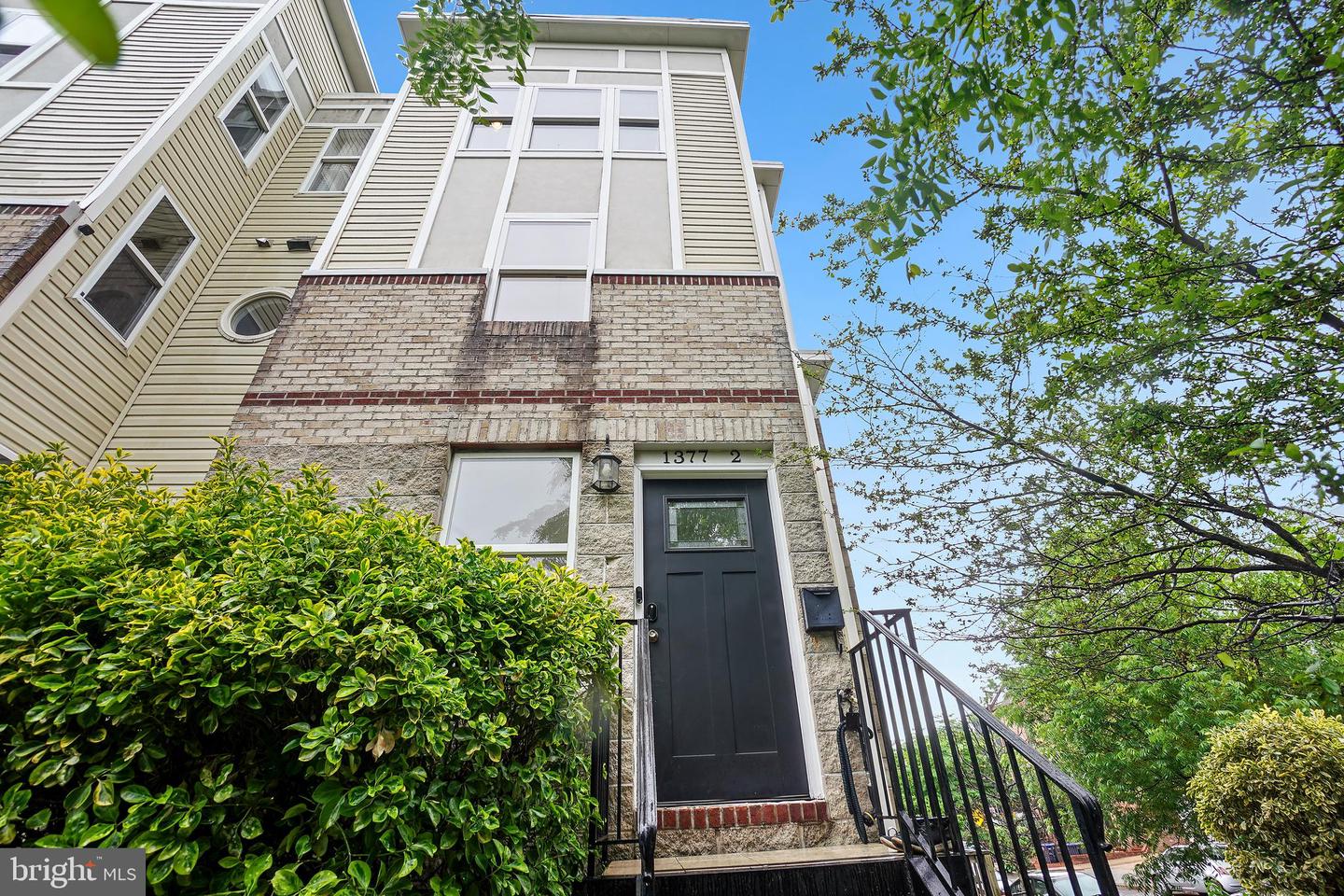 1377 K St SE #2 — photo