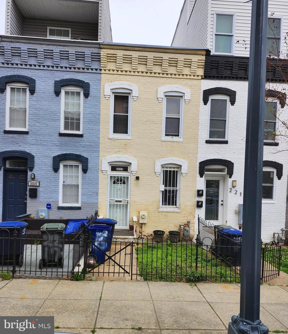 2215 10th St NW — photo