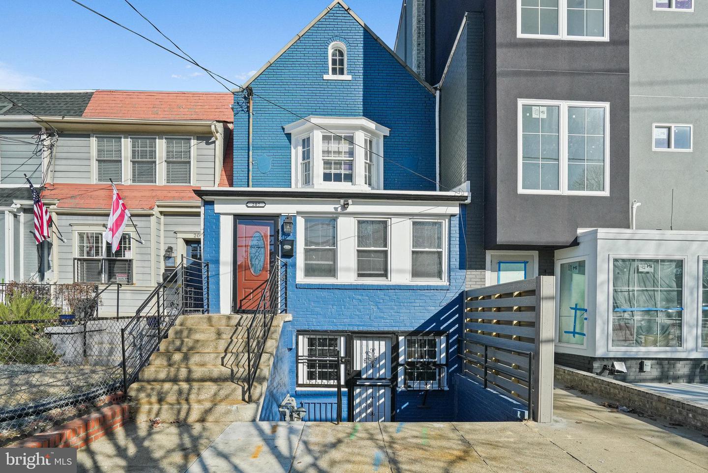 207 Kennedy St NW — photo