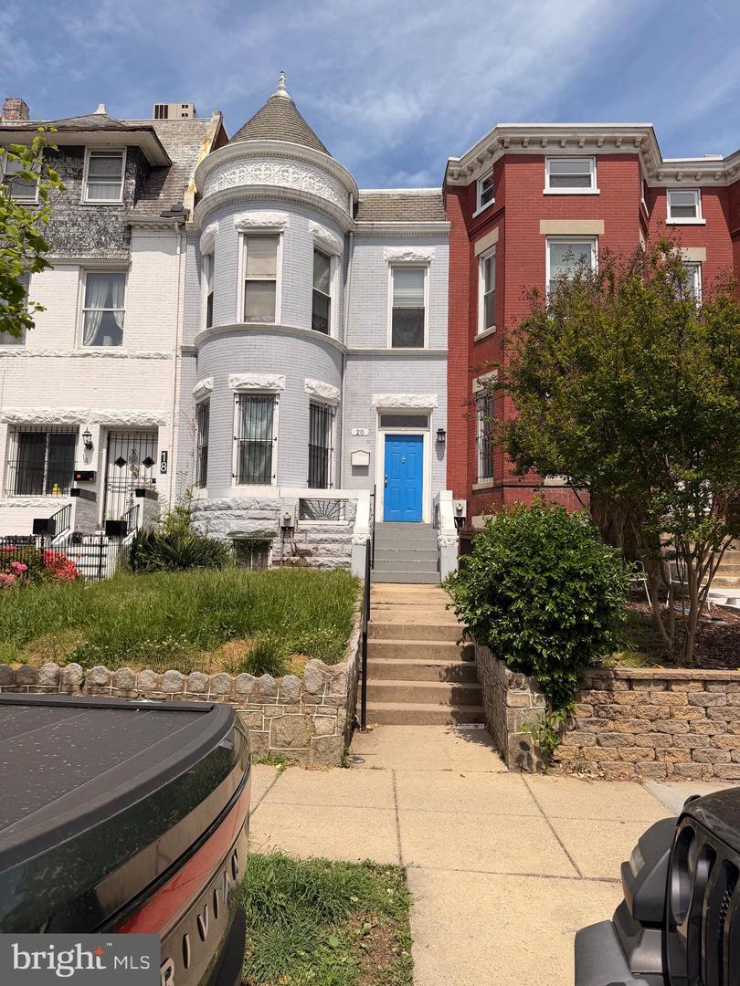 20 R Street NE, Washington, DC 20002 — photo 2