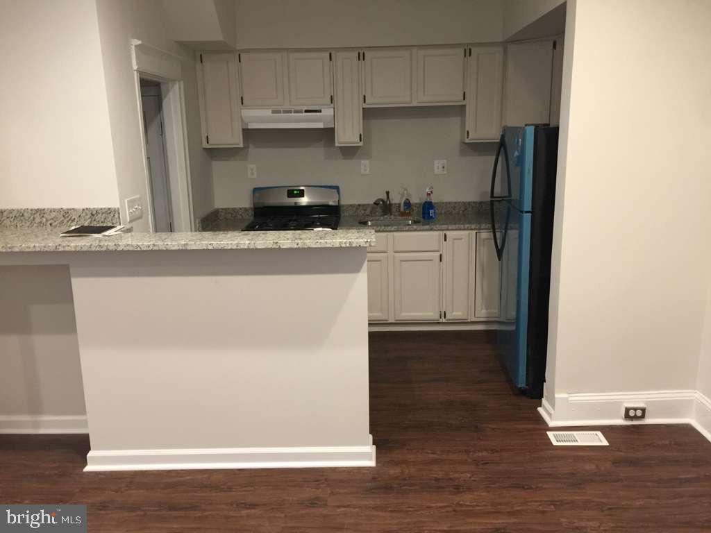 1335 T St SE — photo