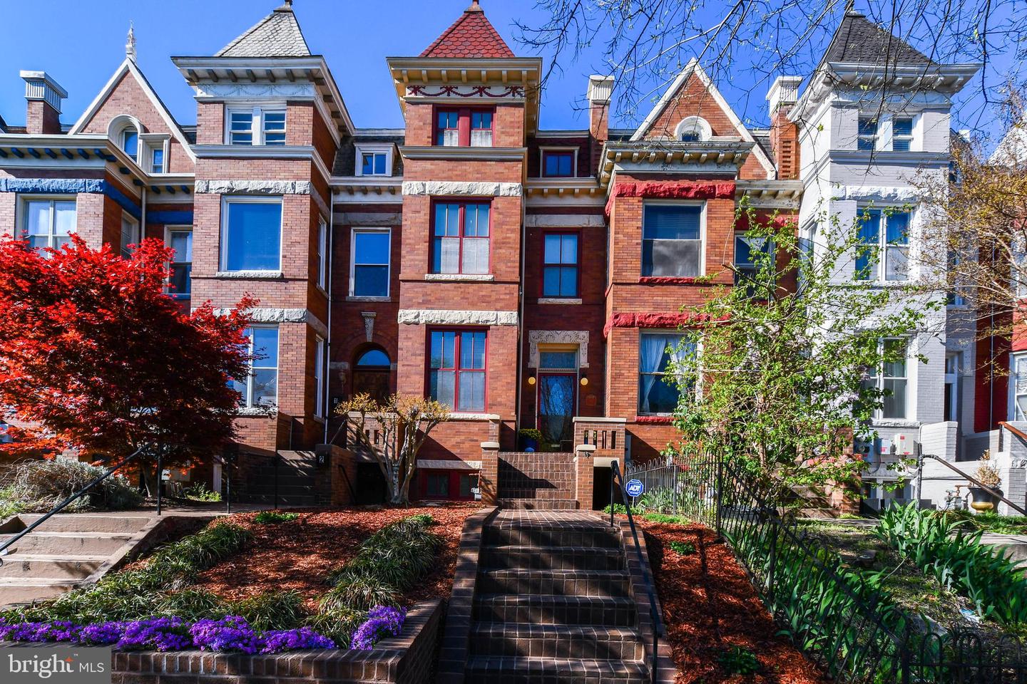 34 R Street NE, Washington, DC 20002