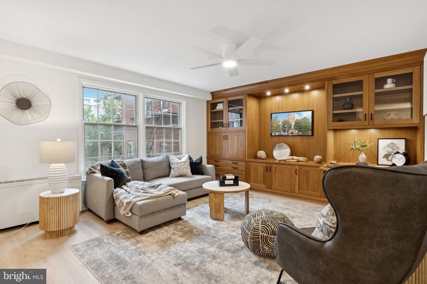 1880 Columbia Rd NW #204 — photo