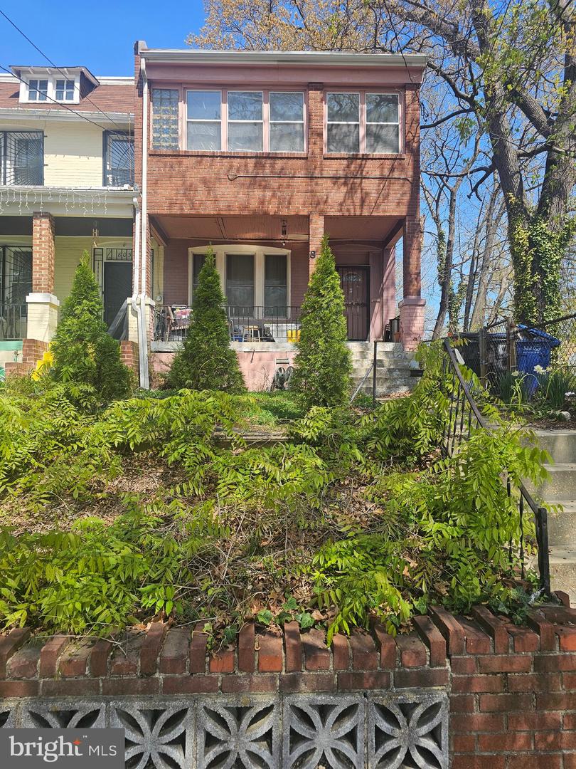 801 Allison St NW — photo