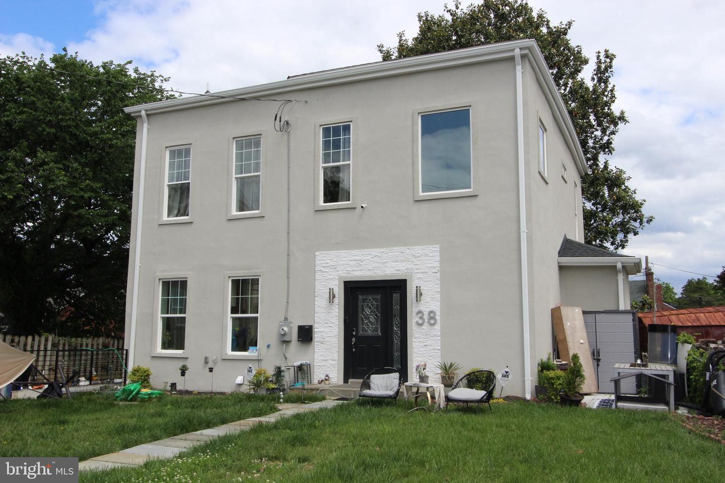 38 Riggs Road NE, Washington, DC 20011