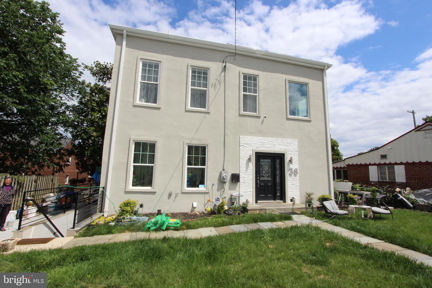 38 Riggs Road NE, Washington, DC 20011 — photo 2