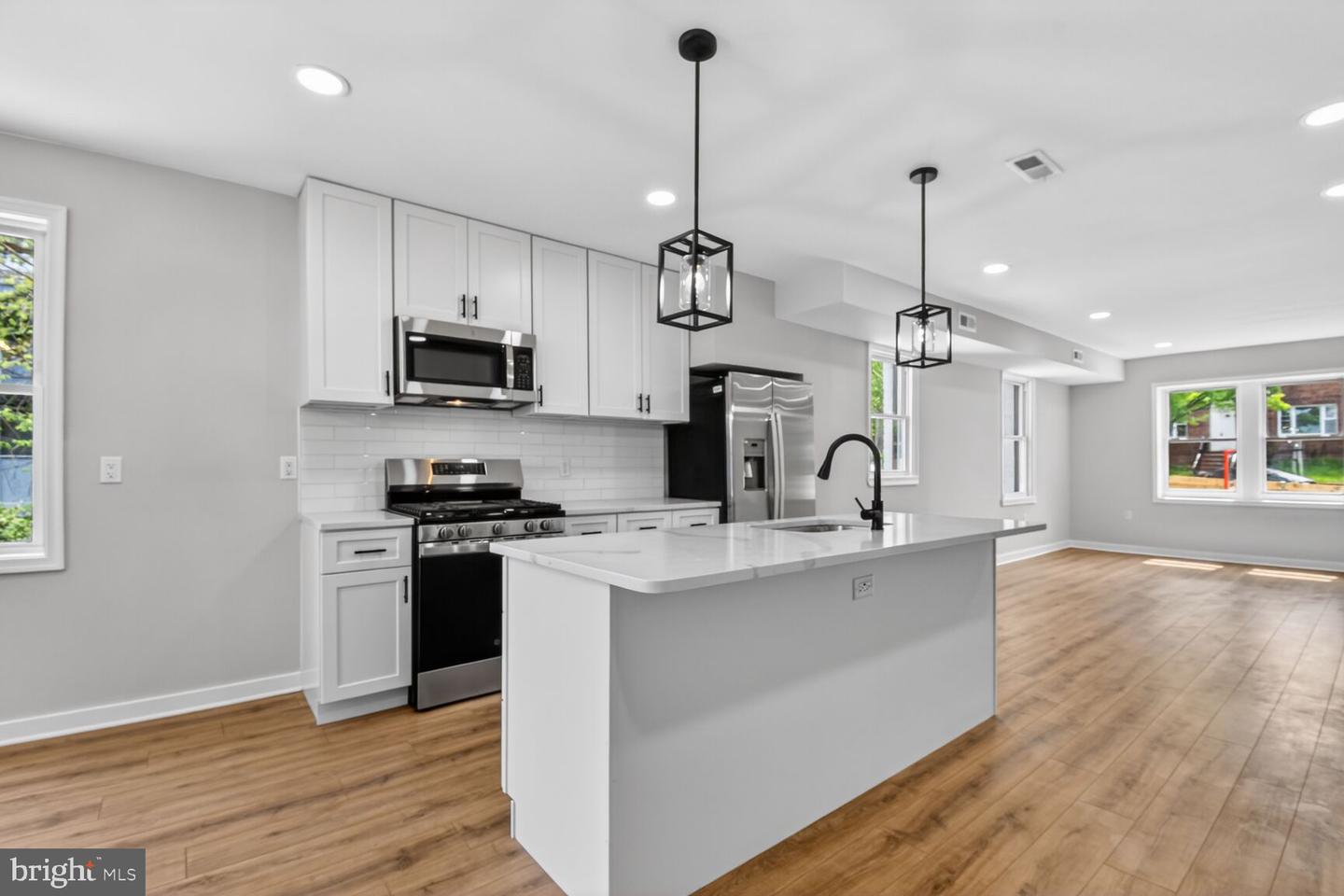 305 Decatur Street NW, Washington, DC 20011 — photo 2